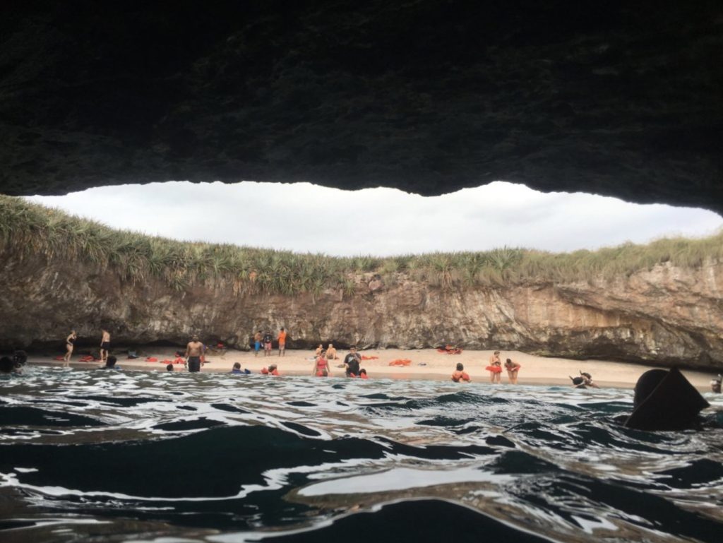 Parque Nacional Islas Marietas y Playa Escondida: Paquetes Turísticos con Precios