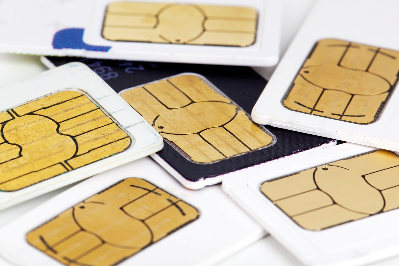 Pre-Paid SIM Cards in Mexico: 3 BEST Phone Plans & Data Prices