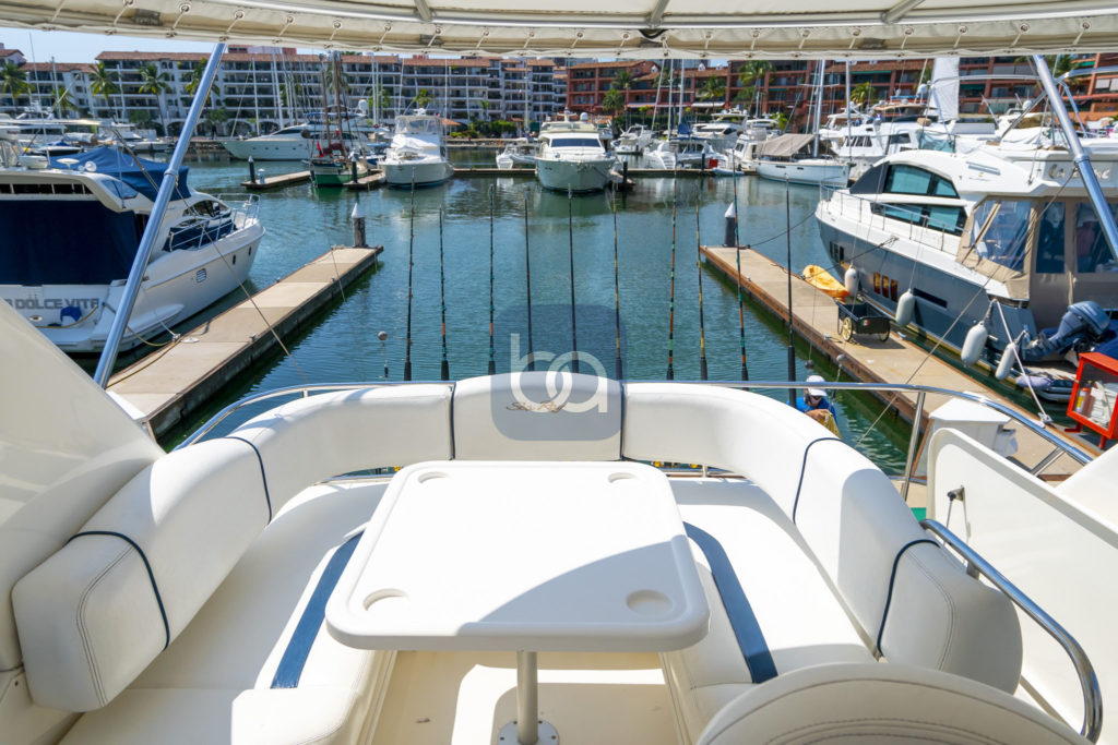 7 BEST Puerto Vallarta Boat Charters & Yacht Rentals [2021]